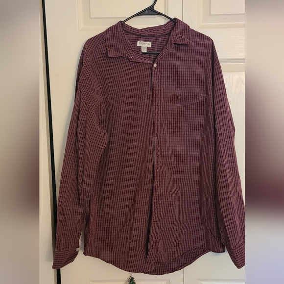 St. John's Bay Other - St John's bay XLT button up shirt